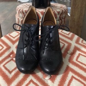Nine West | Lace up Oxford
